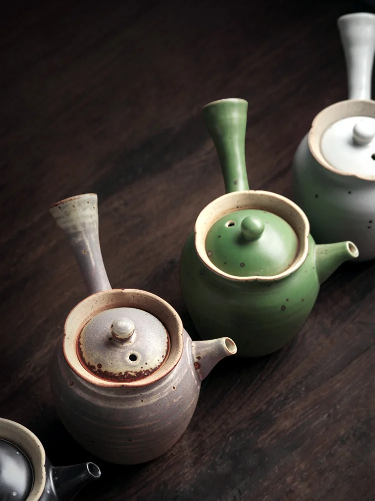 

Japanese Zen Handmade Coarse Pottery Teapot Side Handle Grip Single Teapot Retro Porcelain Kung Fu Tea Set With Filter