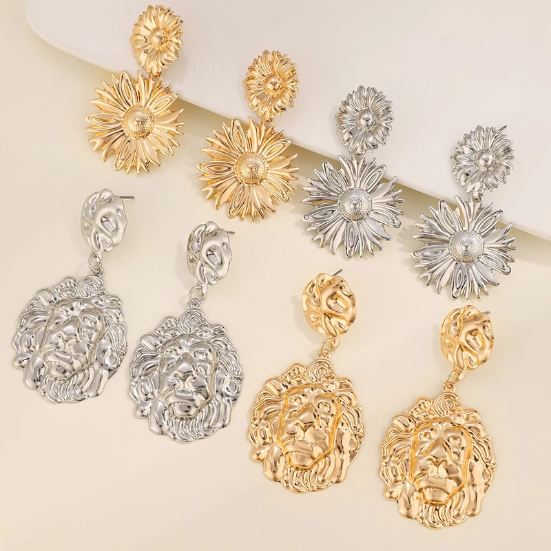 Очаровательные серьги-гвоздики в стиле ретро с волнистыми подсолнухами и