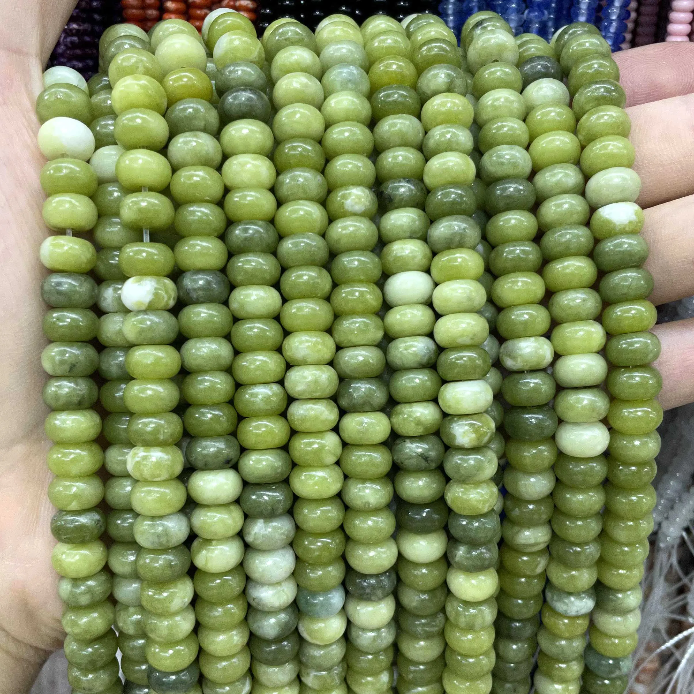 Свободные круглые бусины из натурального камня зеленого нефрита 6 8 10 мм