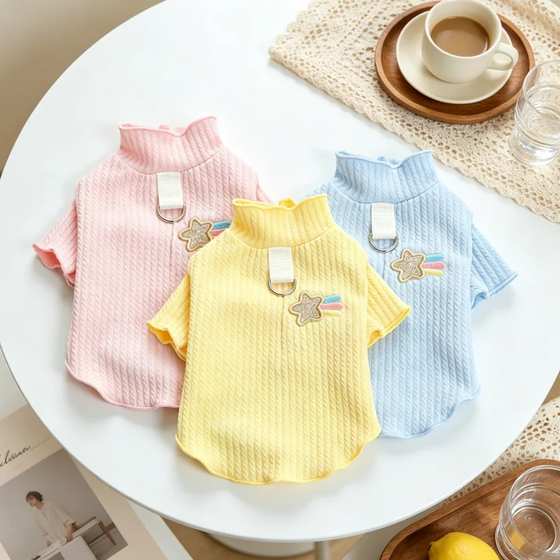 Фото Мягкая эластичная рубашка для собак, осенняя одежда для питомцев, милая футболка для собак с нашивкой-звездой, толстовка для щенков, теплые пуловеры для кошек, вязаный топ для питомцев, одежда для пуделей. №1