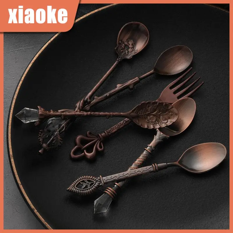 

6pcs European Palace Cutlery Set Spoon And Fork Kit Fruit Fork Retro Dessert Coffee Spoon Table Decoration Spoon Dinnerware