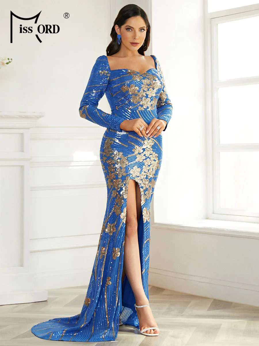 Женское платье-макси с длинным рукавом квадратным вырезом и блестками