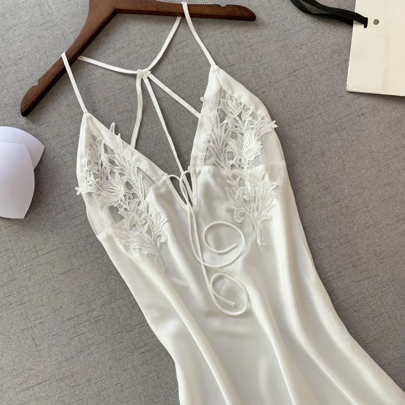 

Sleeveless Embroider Nightdress Women Lingerie Satin Sleepwear Spaghetti Strap Female Nightwear Backless Lingerie Loungewear