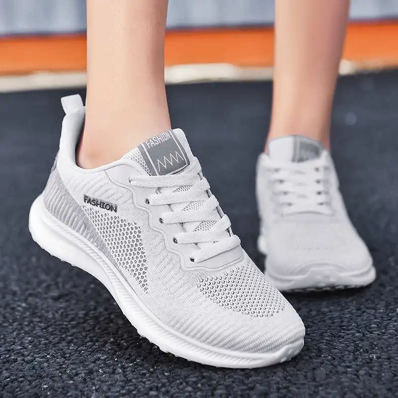 

Women's Sneakers Quilted Woman Sport Water Running Shoes Ladies Lady Tennis Trend 2021 Red Sports Shoes Gentleshoe Tennis Sho