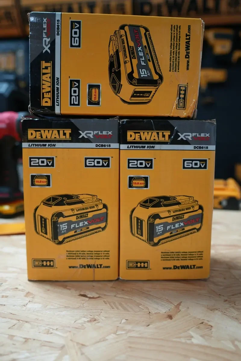 DEWALT DCB615 20 в/60 в FLEXVOLT 15 Ач-/15 0 Ач