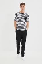 Pijamas Trendyol-conjunto de pijama a rayas para hombre...