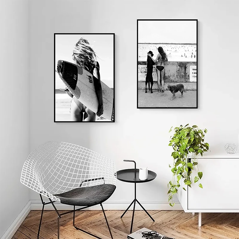 Плакаты и принты женские черно-белые для серфинга на холсте