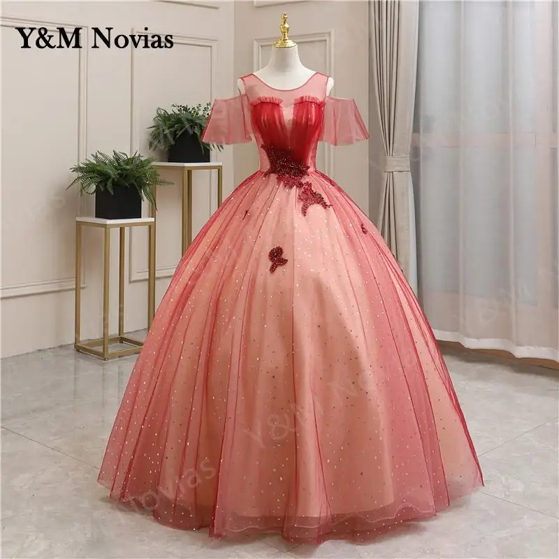 

Y&M NoVias New Vestidos De Dulces 16 Quinceanera Dresses Red Sweetheart With Shiny Stars Organza Sweet 15 Masquerade Ball Gowns