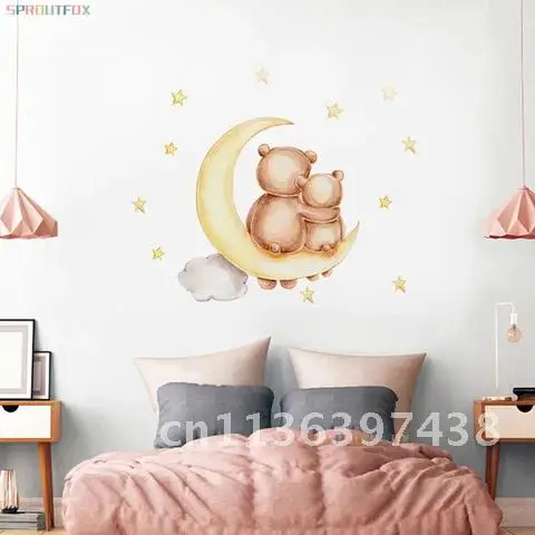 Наклейка на стену с медведем и маленьким Луне