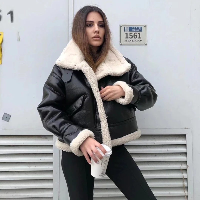 

Winter Women Warm Faux Lamb Leather Fur Short Jacket Thick Warm Shearling Coat Vintage Long Sleeve Flap Pocket Female Outerwear