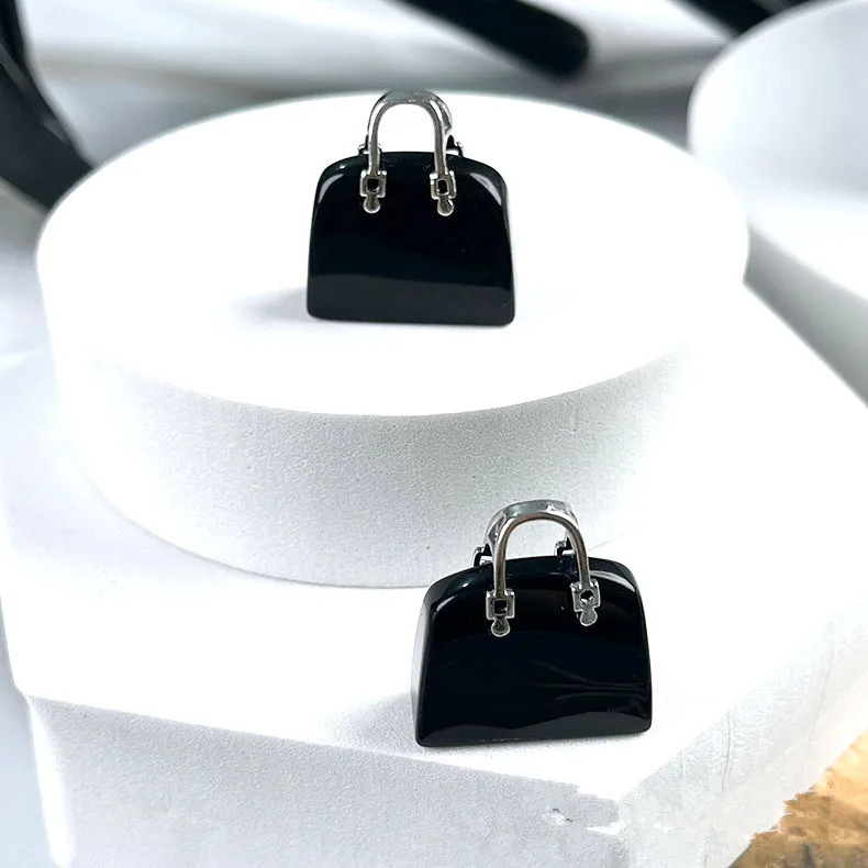 Natural Stone Mini Bag Ornament Healing Crystal Reiki Gemstone Pendant Crafts Home Decoration Gift