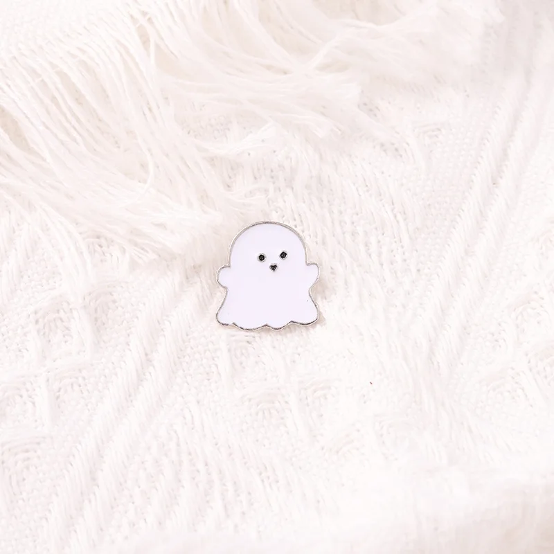 White Ghost Friends Halloween New Year Gift Cute Christmas Badges Lapel Pins Enamel Pin Women's Brooch Jewelry Fashion |