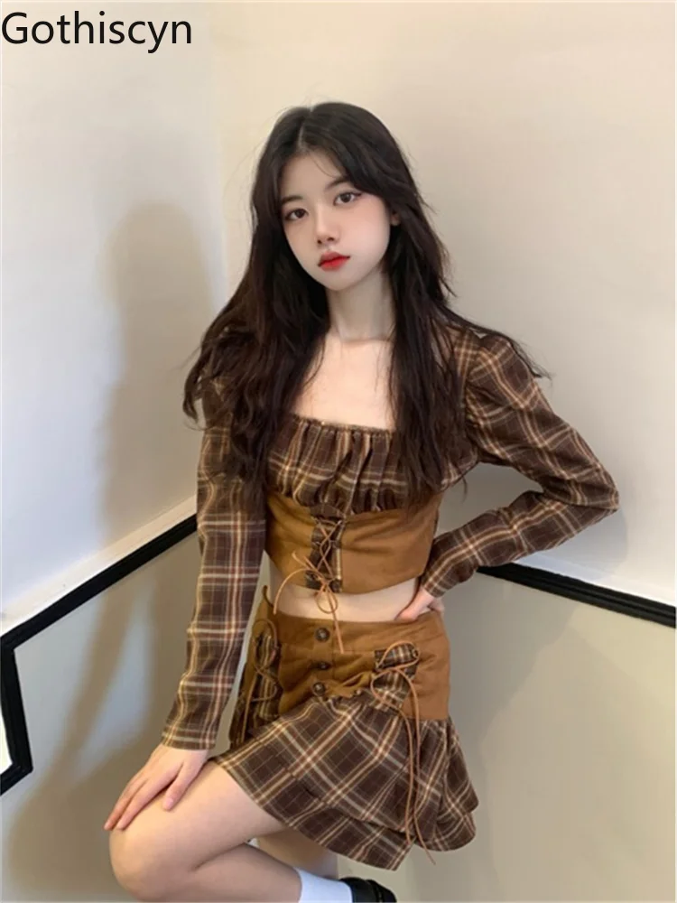 

Женский клетчатый ретро-костюм goiscyn Y2k, корейский Ретро-костюм, топ с квадратным вырезом и юбка с высокой талией, комплект из двух предметов, ...