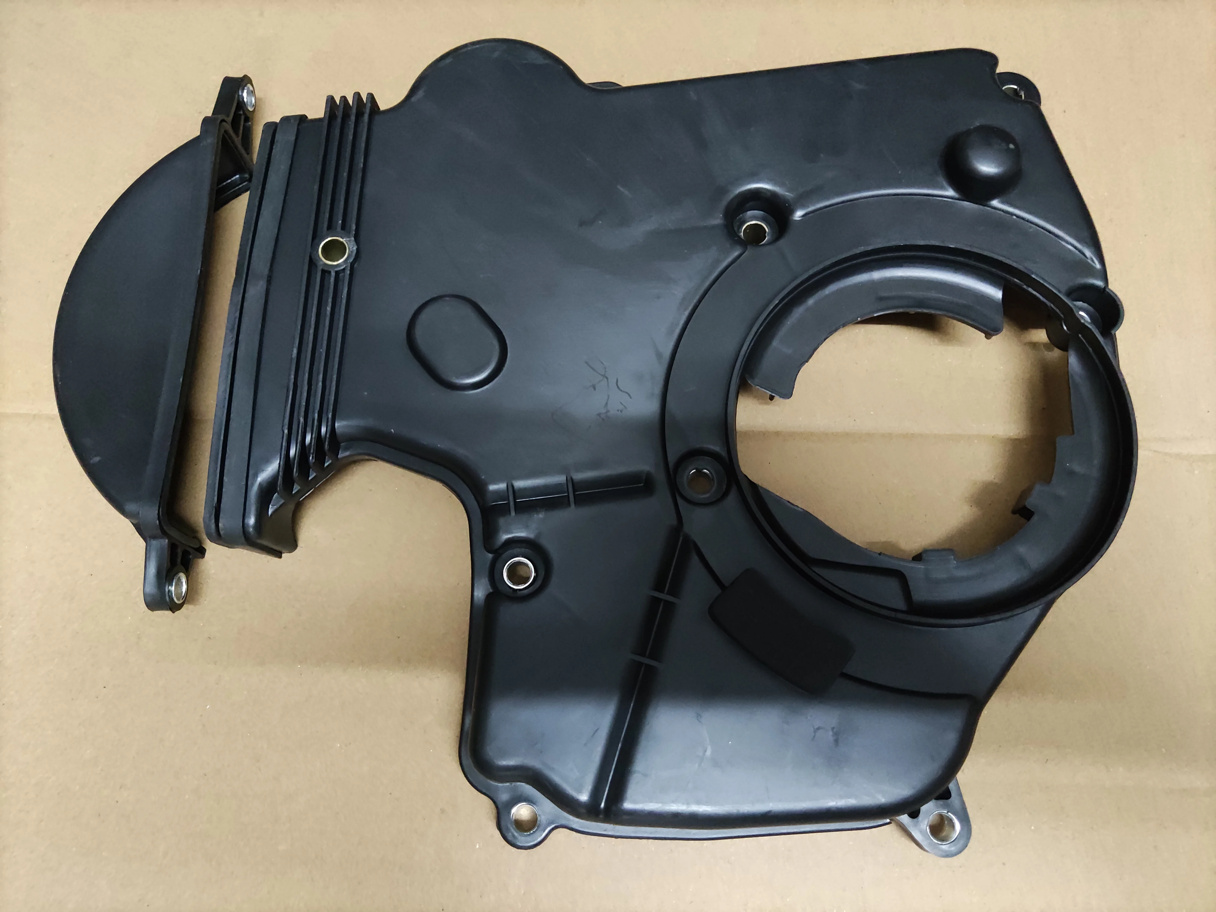 4G63 4G64 корпусная нижняя крышка MD 310415 МД 331250