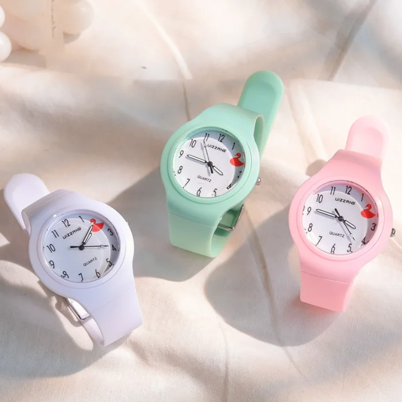 

Student Watch Color Jelly Children 2023 New Lovely fashion Quartz Watch for Girl cute Wrist Watches for Women Wholesale