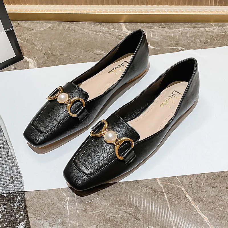 

Plus Size 42 43 Women Fashion Leather Loafers Metal Buckle Bling Pearl Square Flats Low Heel Pumps Slip on Loafers Office Lady