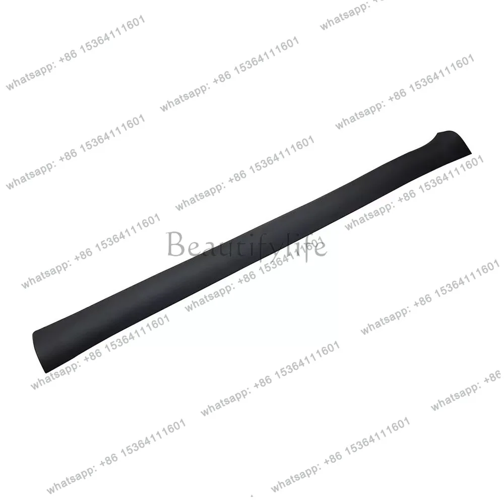 Фото Накладка на нижнюю часть двери для Tesla Model Y 1497744-00-B 1497740-00-B №2