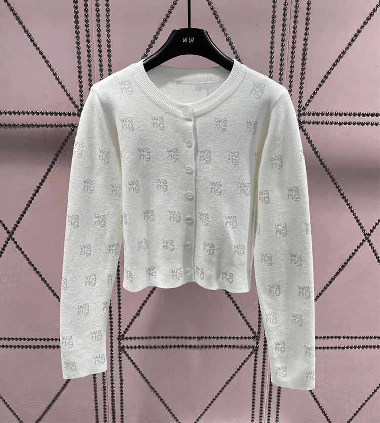 

Женский трикотажный кардиган с круглым вырезом и длинными рукавами