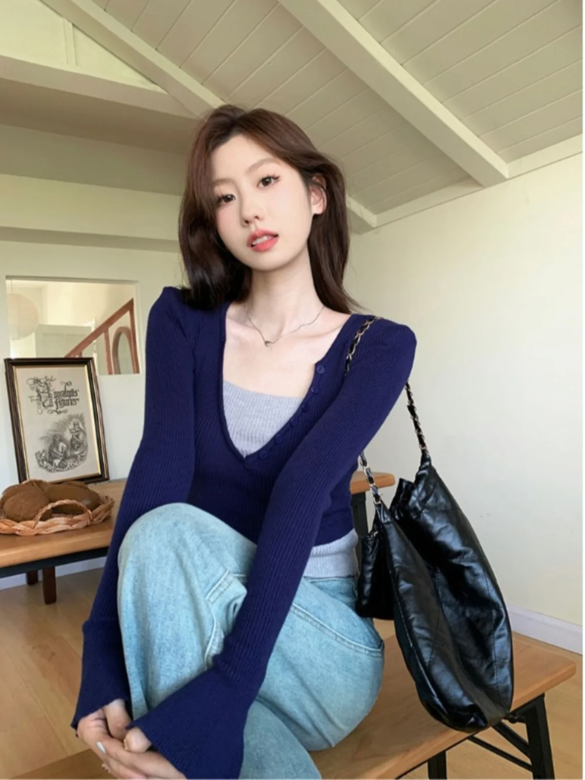 Женский вязаный топ из двух предметов в тон с полуоткрытым воротником стиле