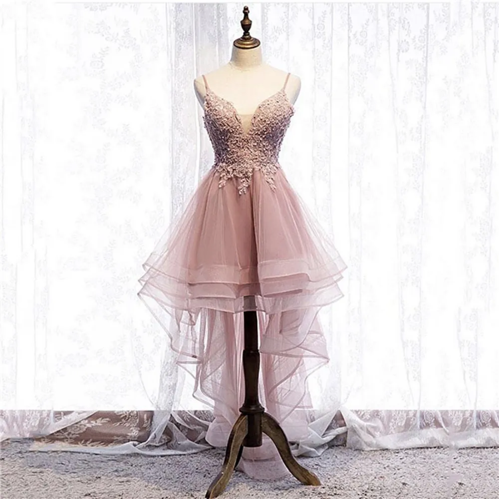 

Dusty Pink V-Neck Prom Dress Short Front Long Back Lace Applique Beads Spaghetti-Strap Tulle Evening Gown Custom Robes De Soirée