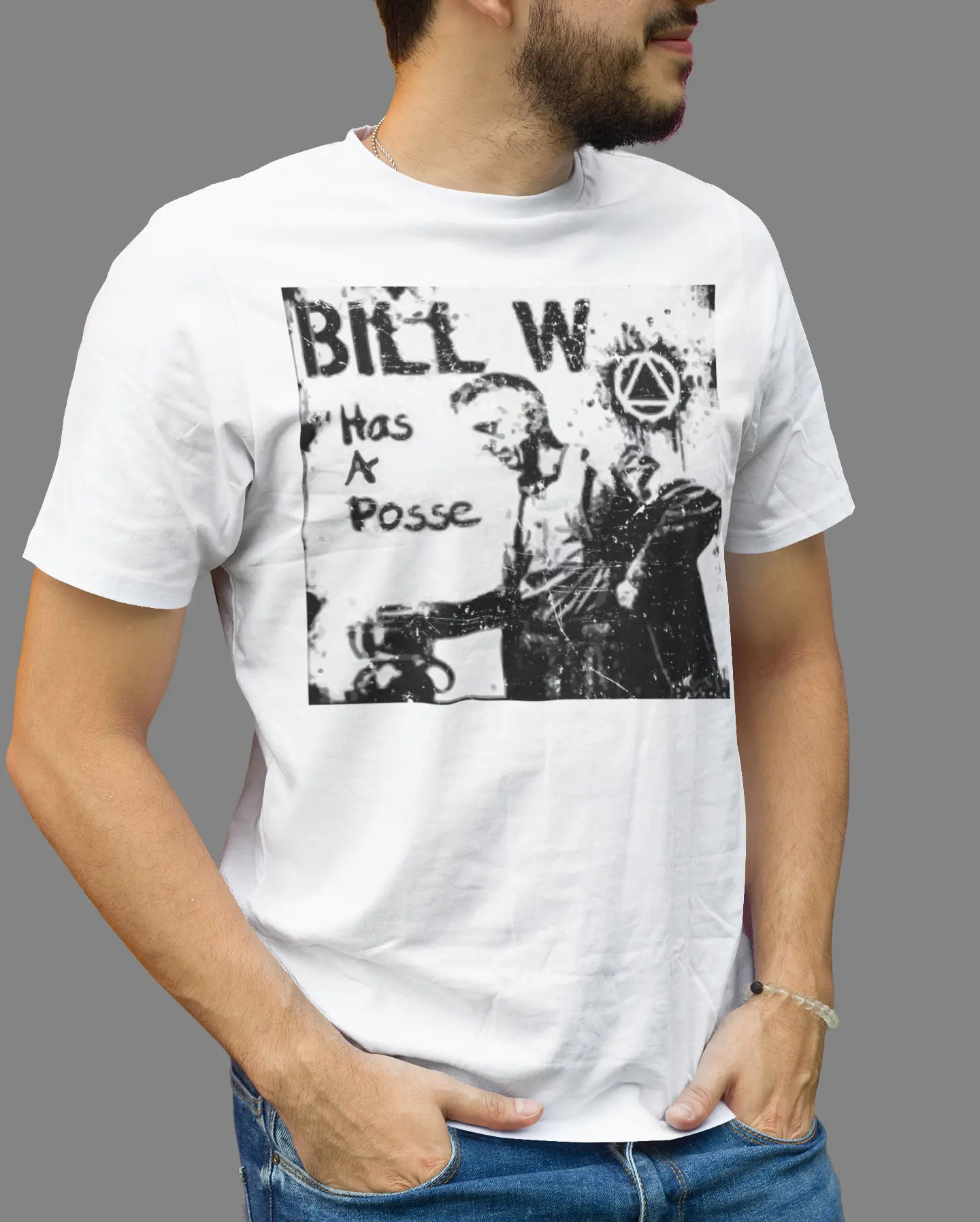 Алкогольные анонимные купюры W с трезвой футболкой