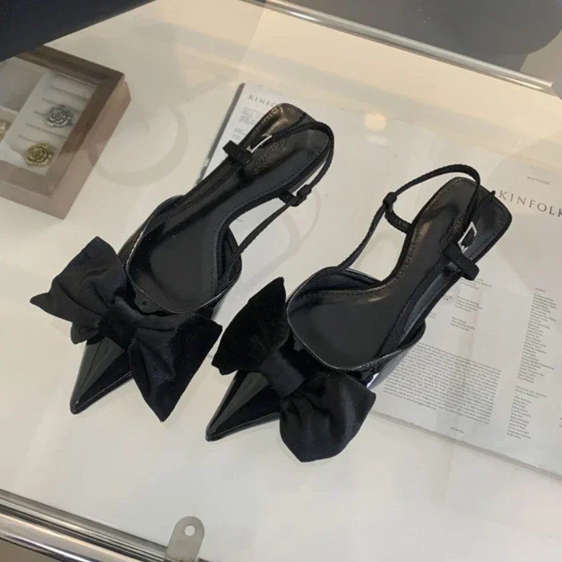 Босоножки женские с бантом-бабочкой заостренный носок модные сандалии на