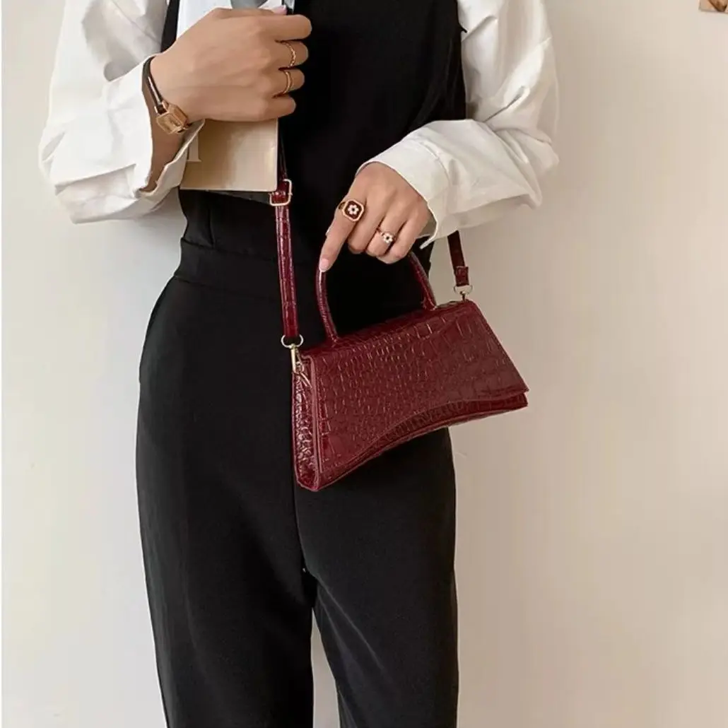 New Korean Version Versatile Alligator Grain High-Quality Leather Large Capacity Women's Handbag For Business Trip Shoulder Bag