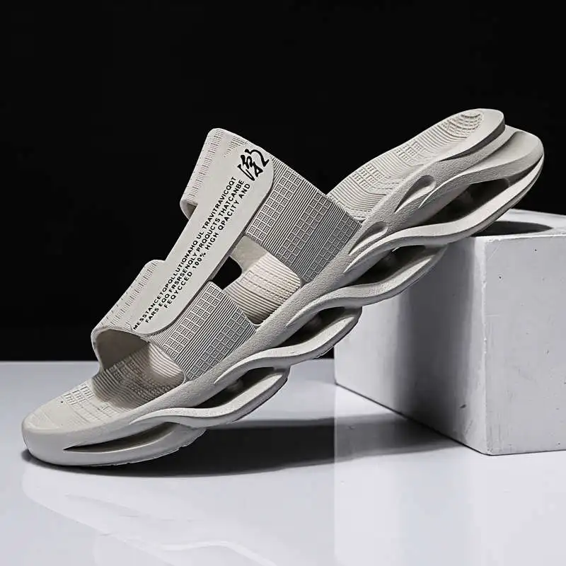 

Harajuku Summer Man Sandals Designer High Quality Men's Slippers Trainers Designer Rubber Flip-Flops Men's Winter Shoes Tennis