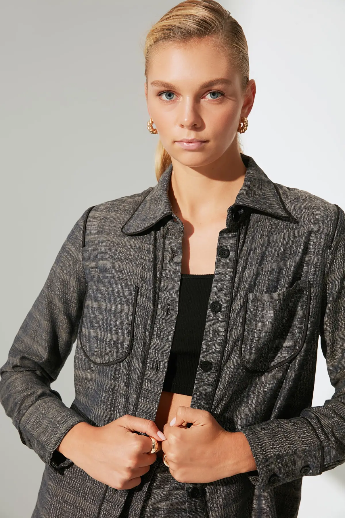 

Trendyol Plaid Shirt TWOAW22GO0293
