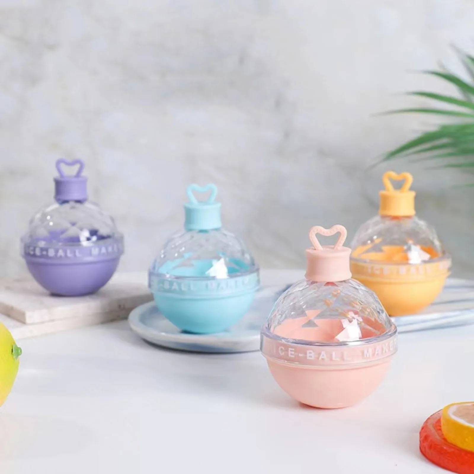 

Bulbs Ice Mold Creative Ice Ball Mold Whiskey Spherical Ice Cube Light Food Grade Silicone Ice Cube Ball Maker Mould Bar Tools