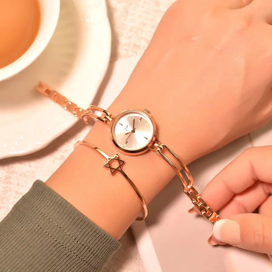 Bracelet Watches Luxury Fashion Rose Gold Alloy Small Quartz Watch Qualities Simple Ladies Wristwatches Female Chain Clock