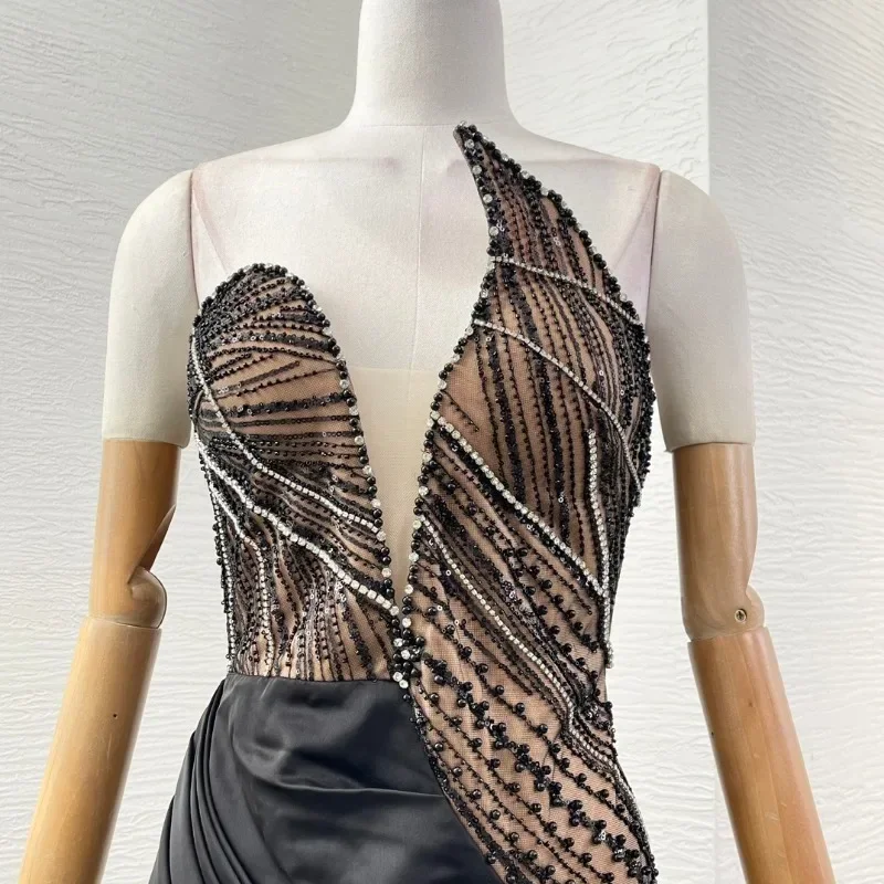 Женские платья макси без рукавов с бисером вечерние черные блестками новый