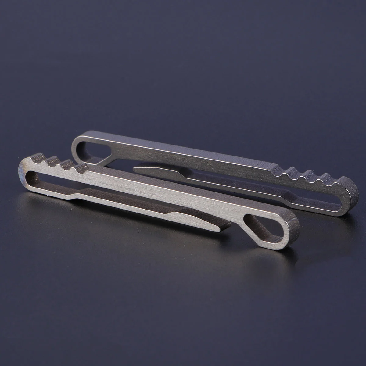 

2 PCS Bottle Opener Keyring Pocket Clip Buckle Spring Snap Belt Clips Spoon Hook Keychain Carabiner