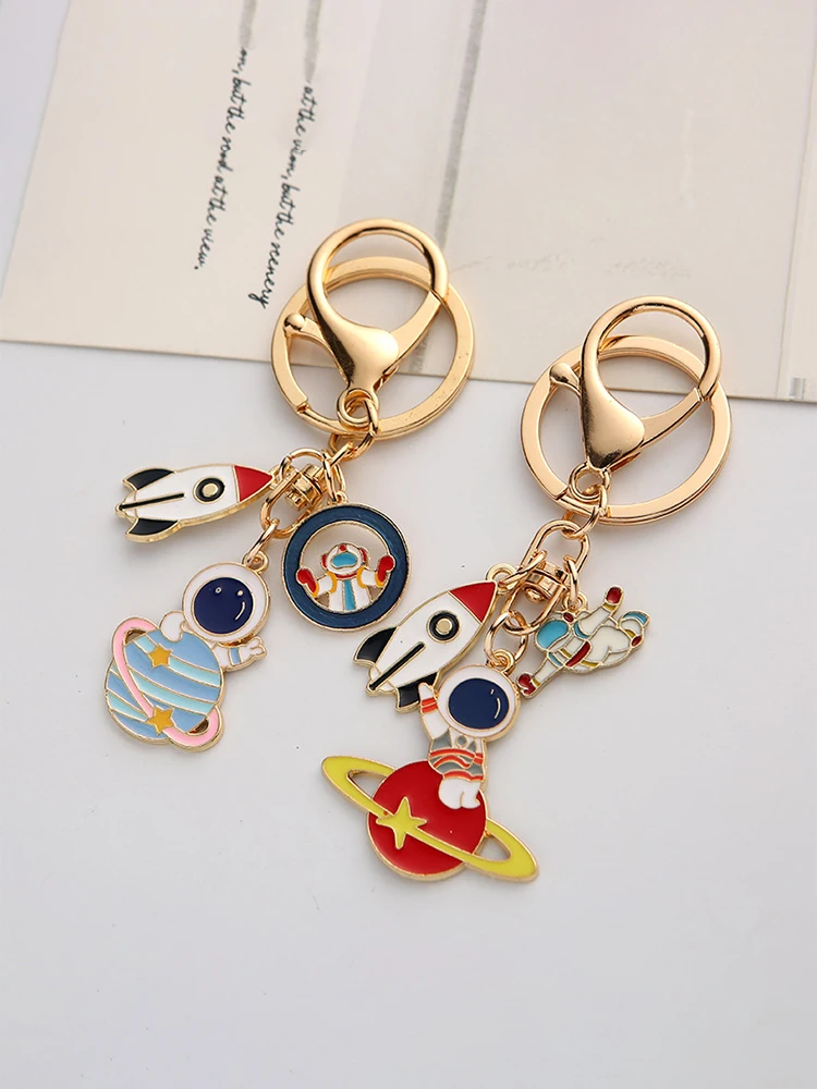 

The Astronauts Anime Image Spaceman Cute Cartoon Alloy Keychain Decoration Accessories Bag Car Key Pendant Girl Birthday Gift