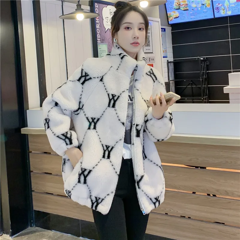 Fur Integrated Lamb Wool Coat Women's Winter High-Grade Zipped Cotton-Padded Long Sleeve Jacket Thickened Imitation Fur Coat