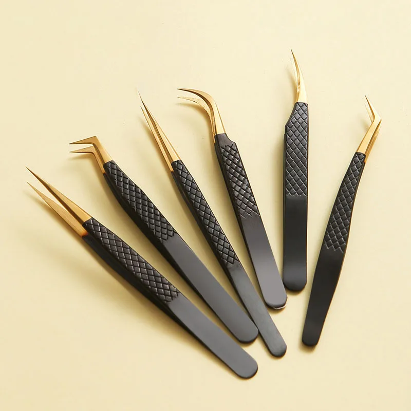 

Black Gold Precision Tweezers High-end Reticulated Dolphin Golden Feather Clip Grafting Eyelashes Beauty Tools Factory Wholesale