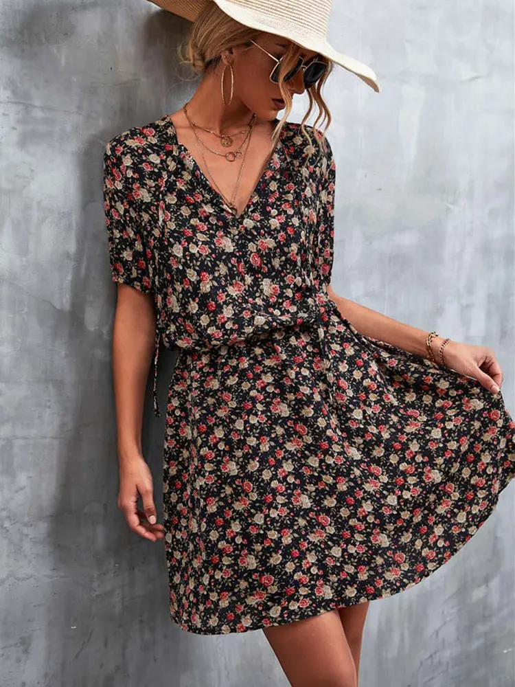 

Summer Short Floral Dress Women Flower Boho Dress Ladeis High Waist Short Sleeve Robes Femme Mini Party Dress For Women
