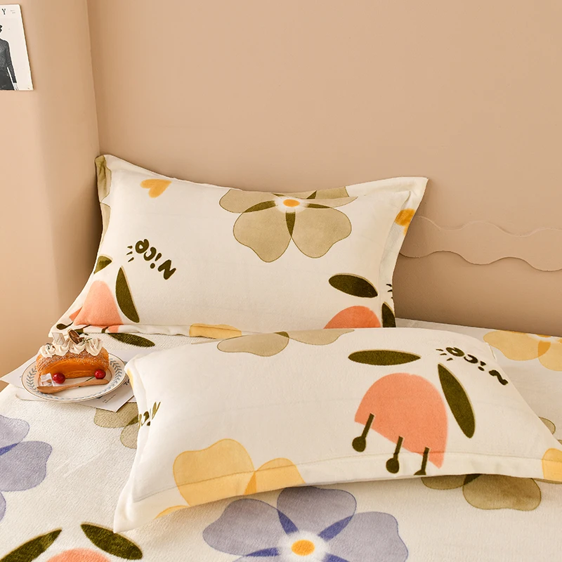 

2 шт., прямоугольные наволочки с принтом клубники