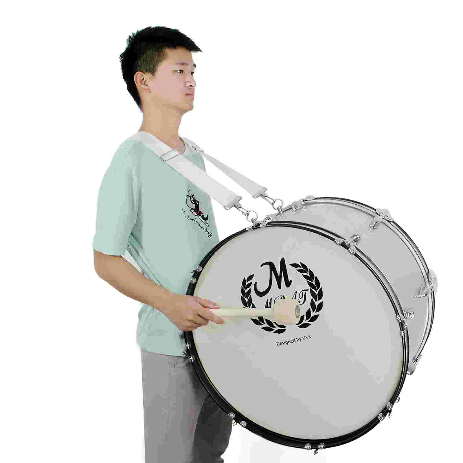 Шагать барабан. Бас барабан. Большой барабан на ремне. Большие барабаны. Большой барабан музыкальный инструмент.