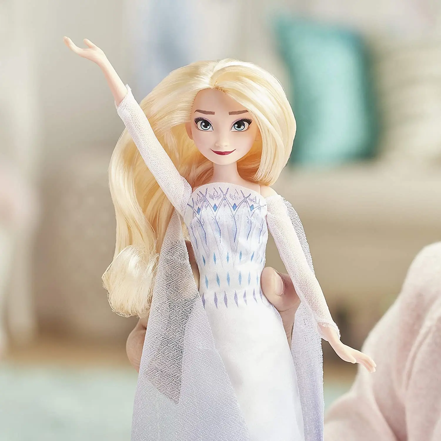 Кукла Эльза поющая Frozen Музыкальное приключение | Игрушки и хобби