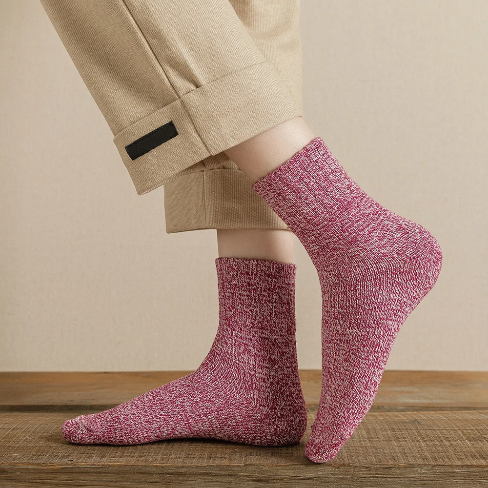 Hot New Witner Socks Women Socks Thick Warm Wool Retro Solid Color High Quality 5 Pairs Set Couple Models Free Size