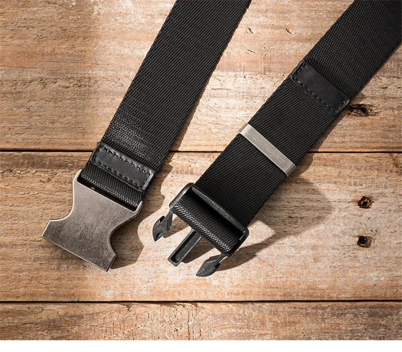 Vintage fashion first layer cowhide men's black messenger bag daily outdoor sports summer light hot sale soft cowhide chest bag