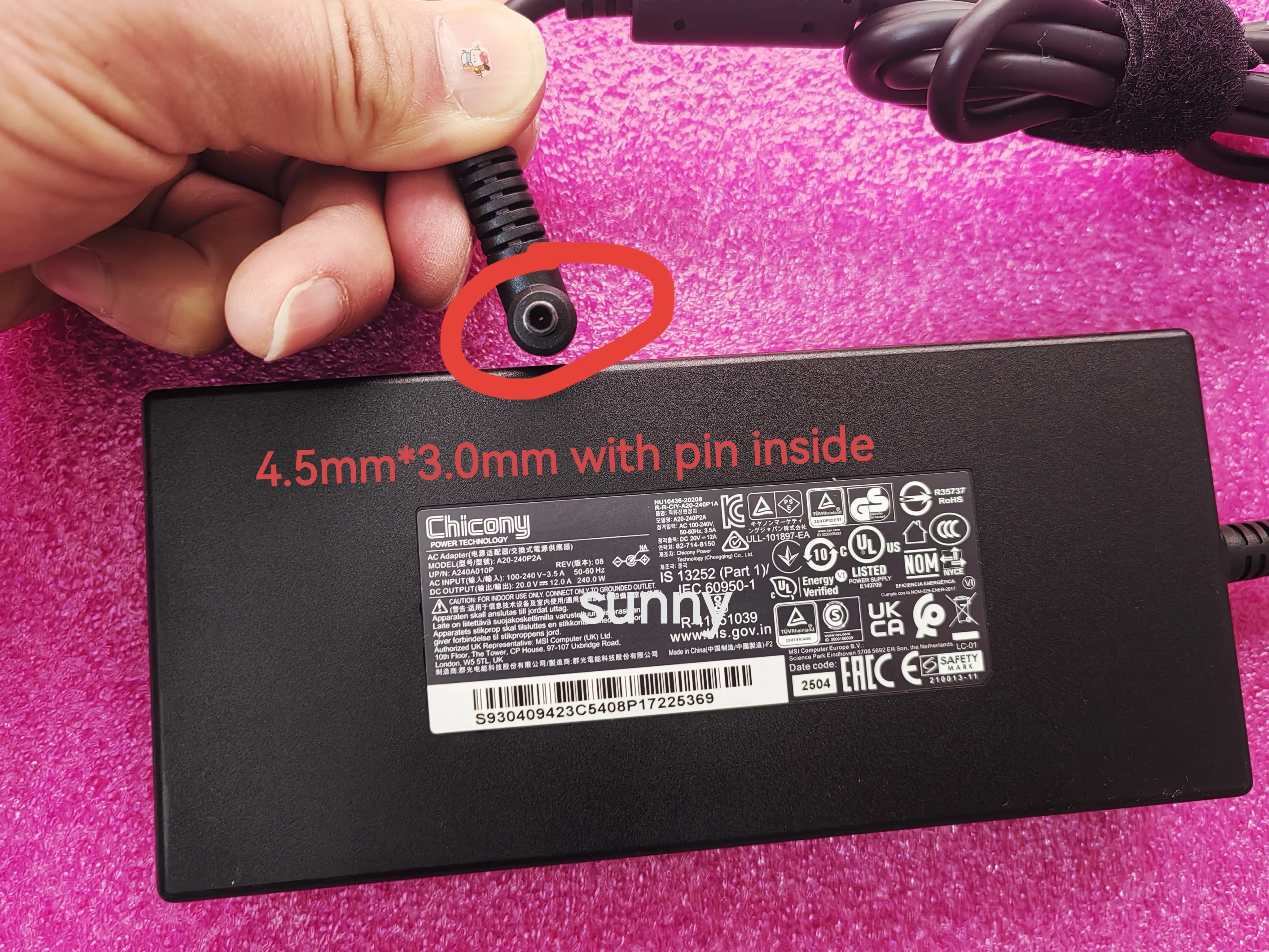 Фото OEW 240.0W Chicony 20V 12A 4.5mm Pin A20-240P2A A240A010P 210013-11 Адаптер переменного тока для ноутбука MSI Crosshair A18 HX A7WFKG RTX5060 №1