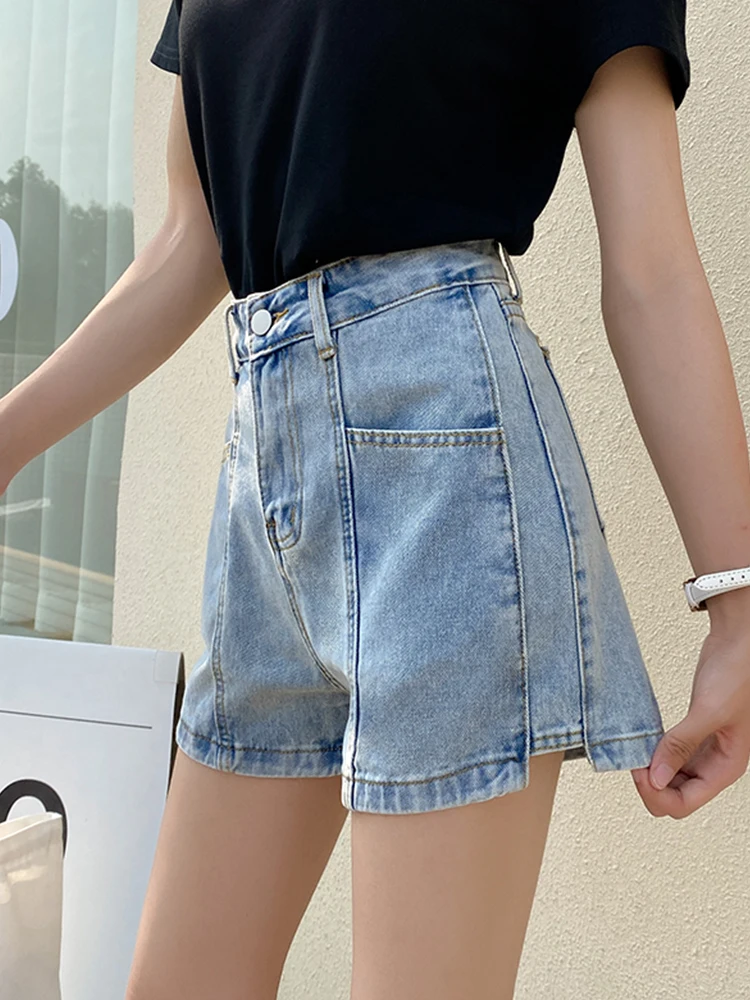 New Spring Summer Women High Waist Wide Leg Blue Denim Shorts Streetwear Female Loose Button Retro Jeans Shorts Bottoms