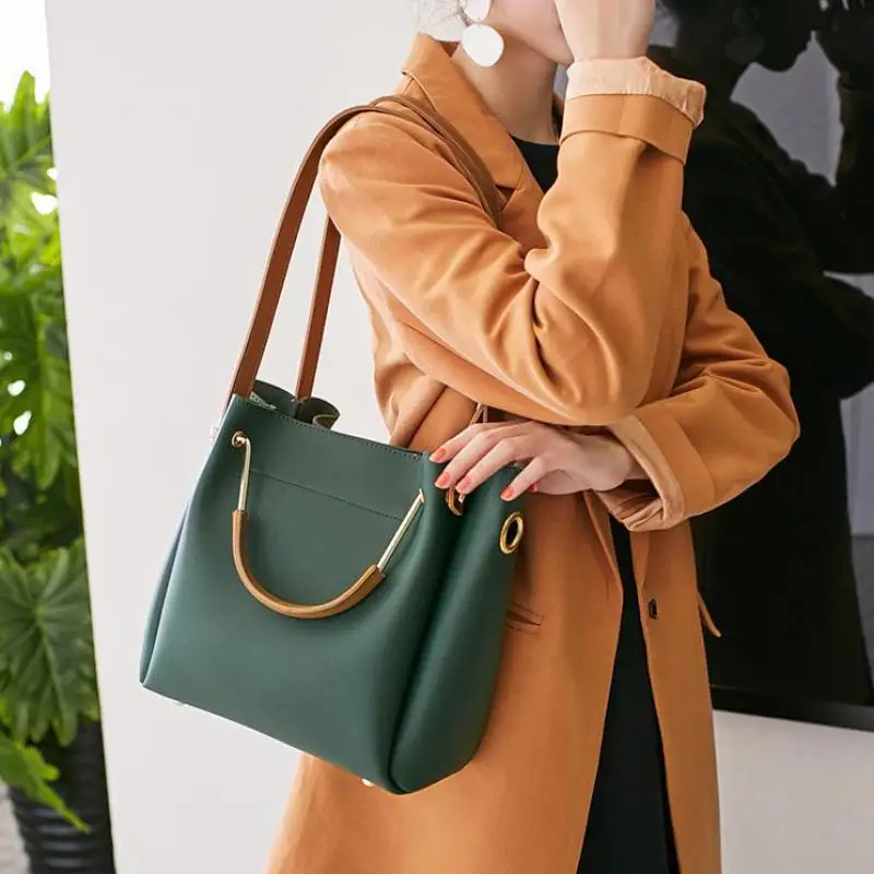 Women Leather handbag large capacity Woman Casual Tote Bag lady Messenger Shoulder Bag Brand design Big Totes bolsa black