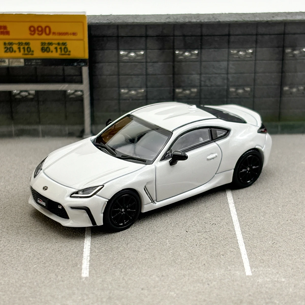 Литая под давлением модель автомобиля AR BOX 1/64 Toyota GR86 Subaru BRZ Car ModeI Sports Play Vehicles Original Box