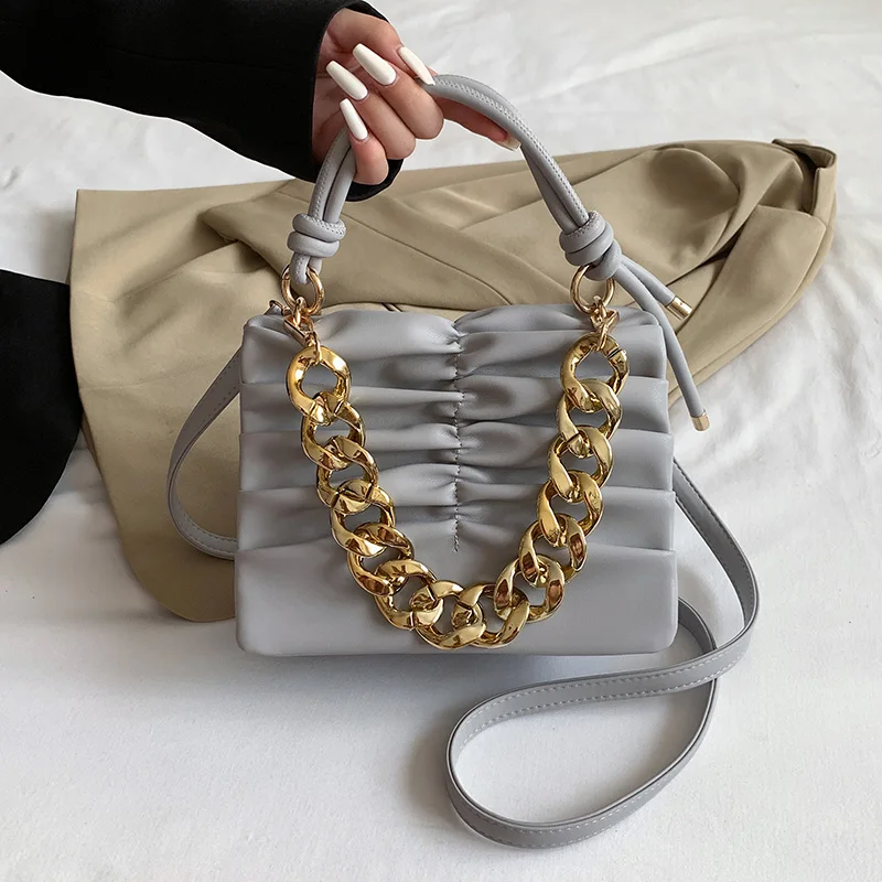 

GUTELINA Fashion Handbag Women's Bag Pleated Design Shoulder Messenger Bag Chain Decoration Satchel Solid Color Bags for Women