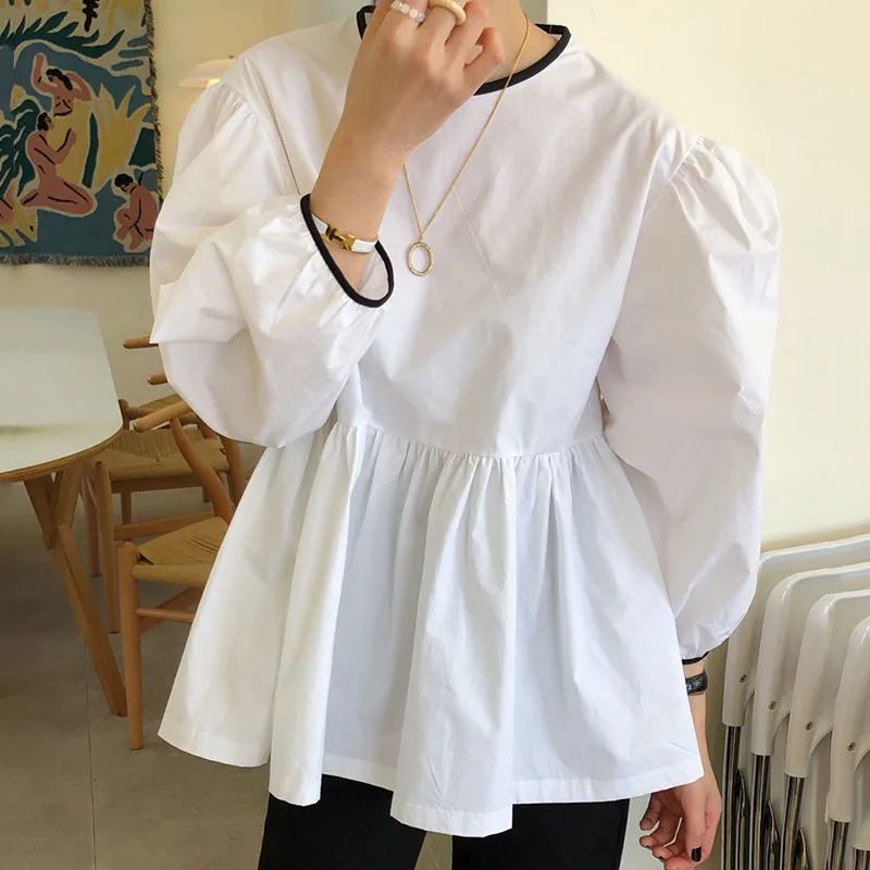 

SuperAen 2022 Spring French O Neck Contrast Color Binding Back Lace Up Hollowed Out Puff Sleeve Ruffle Short Women Shirts