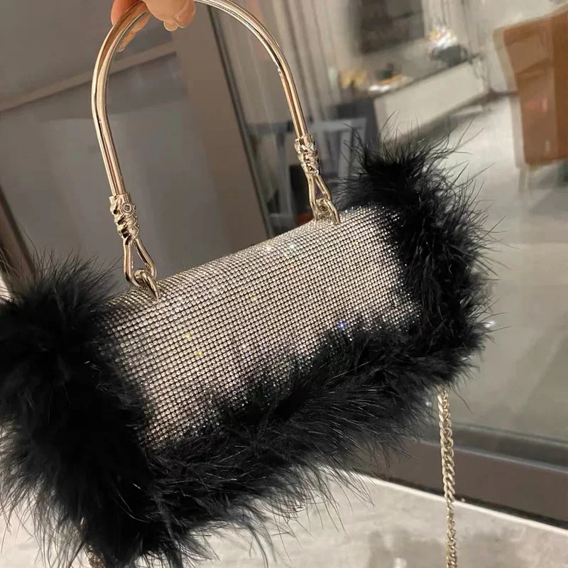 

Spring Messenger Bag Women Luxury Designer Handbags And Wallets 2023 New In PU Diamond Design Fake Fur Trim Fashion Evening Bag