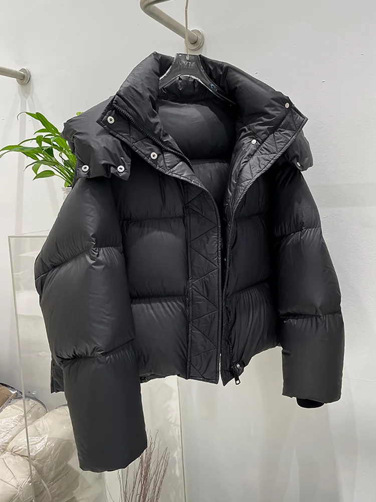 Женская короткая пуховая куртка с капюшоном Janveny